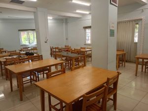 سالن مطالعه